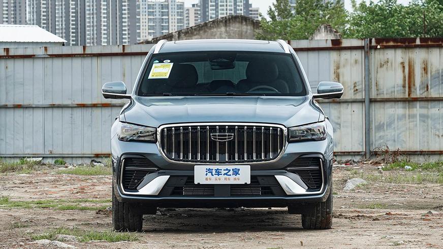 В Китае начались продажи обновлённых Geely Monjaro и Preface