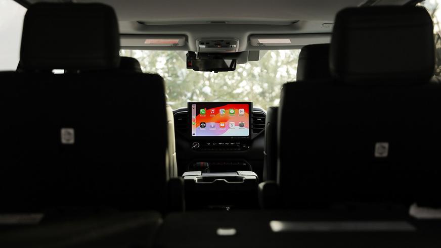 В России добавили проходимости внедорожнику Toyota Sequoia