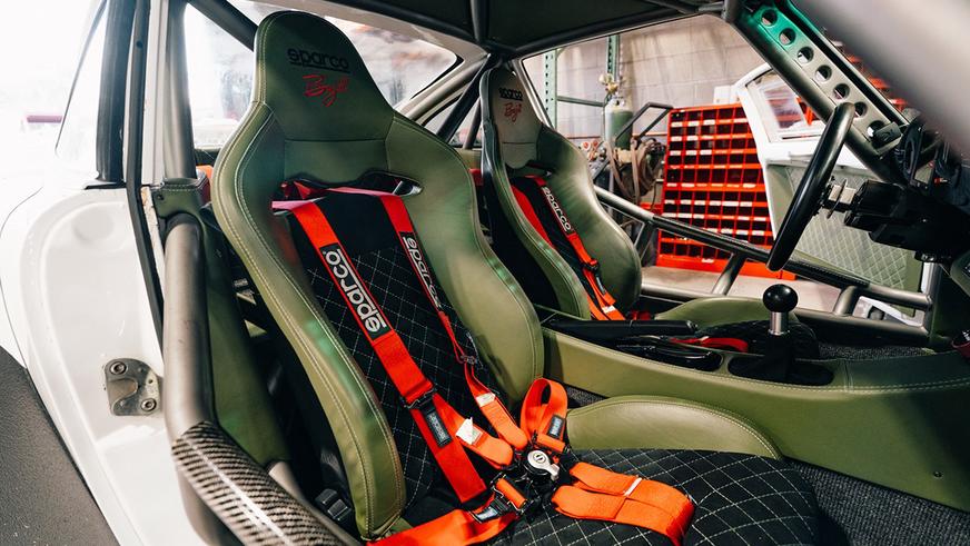 За внедорожный Porsche 911 заплатили более 443 тысяч долларов