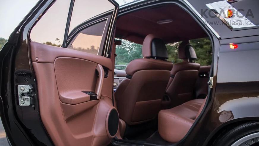 Интересные авто в продаже на Kolesa.kz: от Cadillac Fleetwood до заниженного ВАЗ-2101
