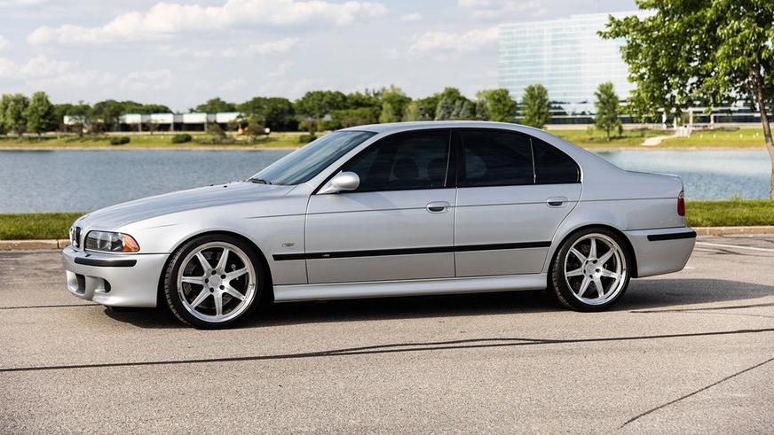За доработанную BMW M5 (E39) готовы отдать 70 тысяч долларов