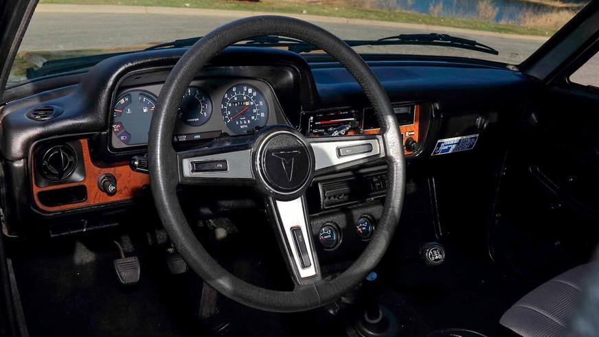 За 40-летний пикап Toyota хотят выручить 50 тысяч долларов