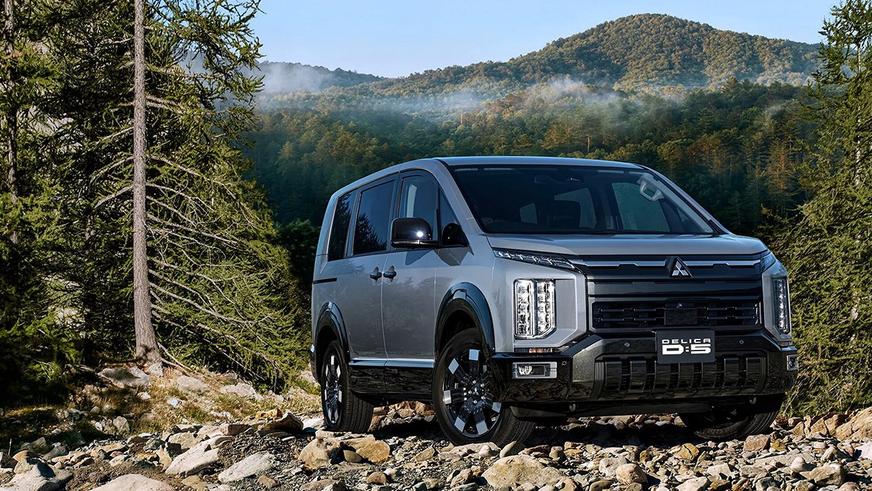 Delica D:5 снова обновили. Модели уже почти 20 лет