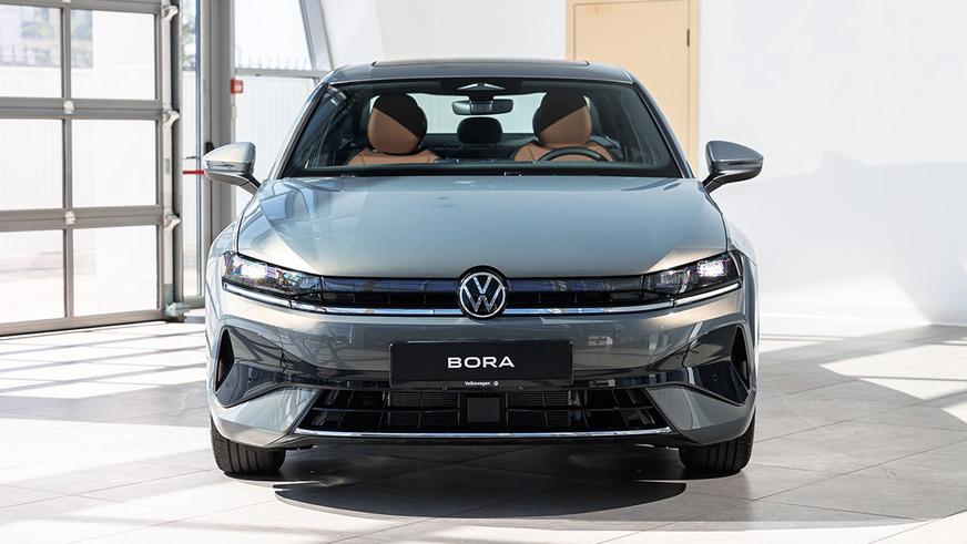 Volkswagen вернулся в Казахстан. Сколько стоят машины?