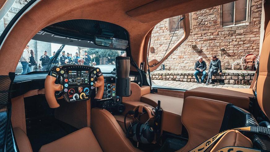 Porsche вывела гоночный прототип на дороги общего пользования