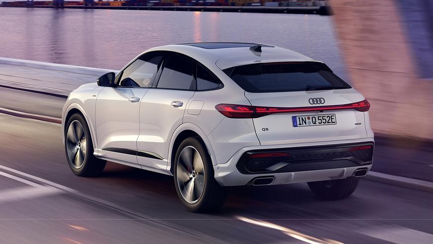 Кроссоверы Audi Q5 стали подзаряжаемыми гибридами