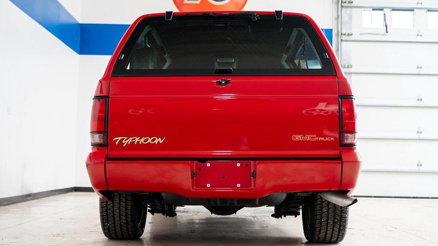 GMC Typhoon из 1990-х продали дороже Porsche Cayenne и Range Rover