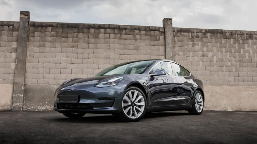 Электромобили на Kolesa.kz. Что есть в продаже