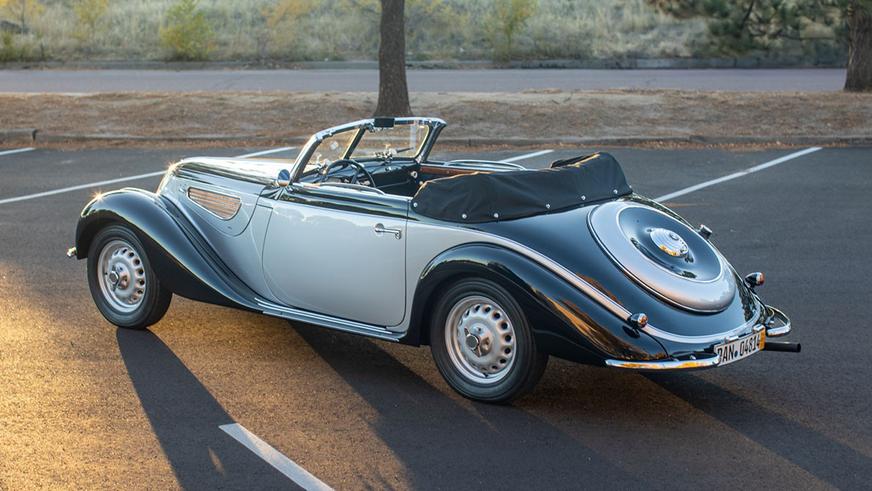 Довоенный BMW 327 выставили на торги в США