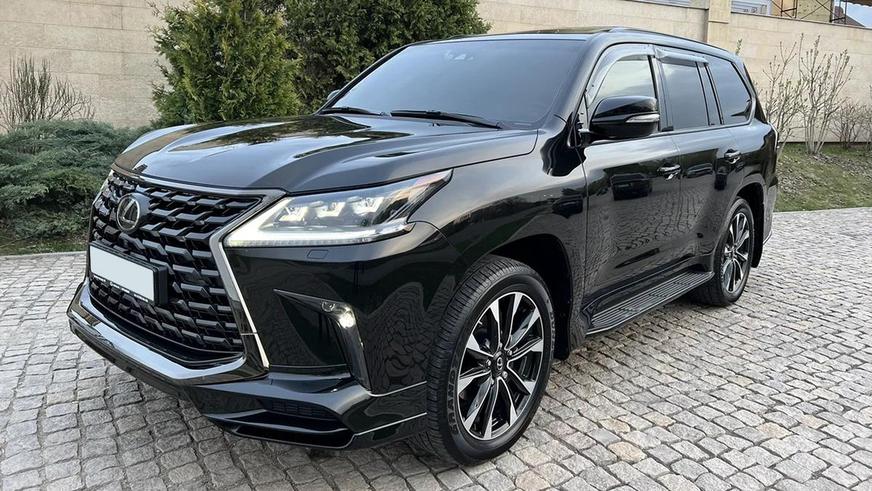 Lexus LX