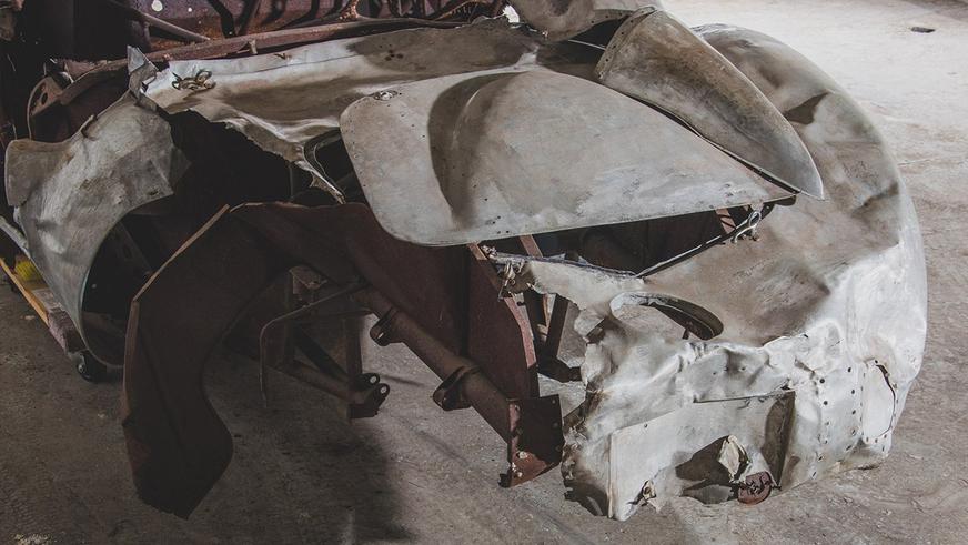 Сгоревший много лет назад Ferrari продали почти за два миллиона долларов