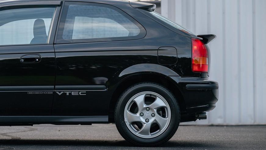 В США нашли новый Honda Civic SiR 1996 года выпуска