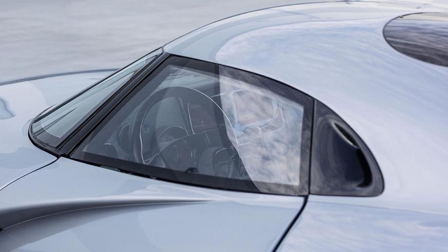 Киномодификацию Dodge Viper под названием Defender выставили на торги