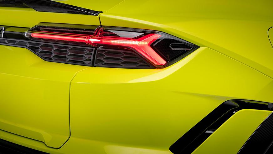 Представлен самый мощный заводской Lamborghini Urus