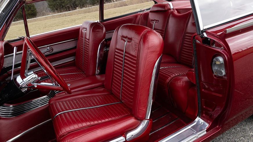 Уникальный Ford Thunderbird Italien пустят с молотка