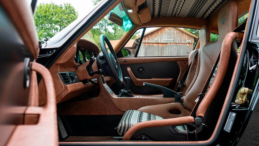 Porsche 911 превратили во внедорожный суперкар