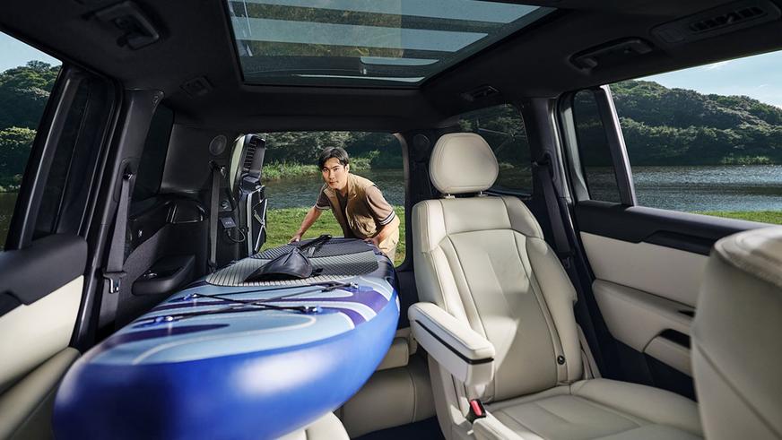 Ещё один китайский бренд в копилку. Rox Motor идёт в Казахстан