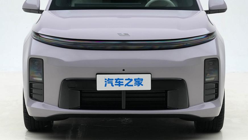 Новый Li Auto L6 оценили в Китае в 17.4 млн тенге