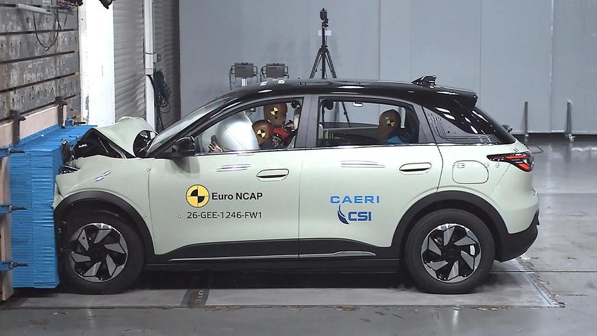 EuroNCAP проверила Geely EX2. Такой продаётся и в РК