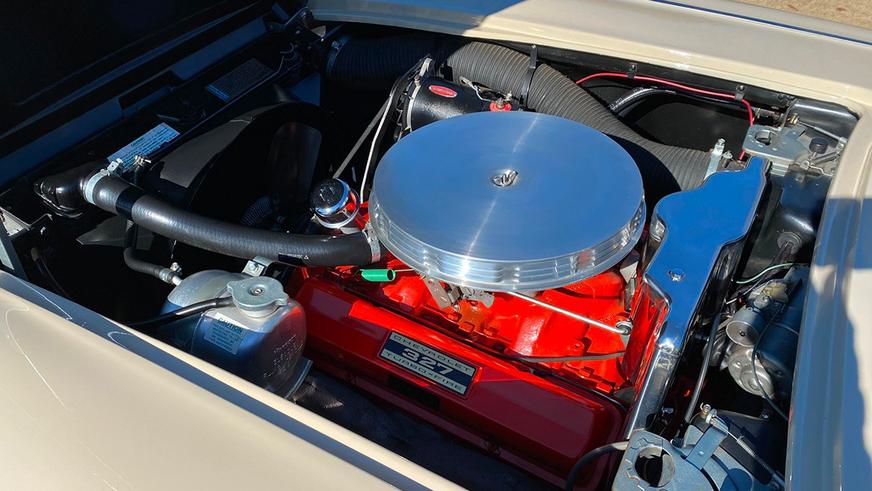 Раритетный Chevrolet Corvette уронили с автовоза