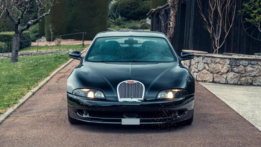 Редчайший Bugatti EB112 пустят с молотка