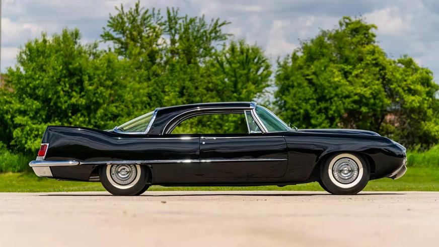 Уникальный Chrysler с необычным дизайном выставят на торги