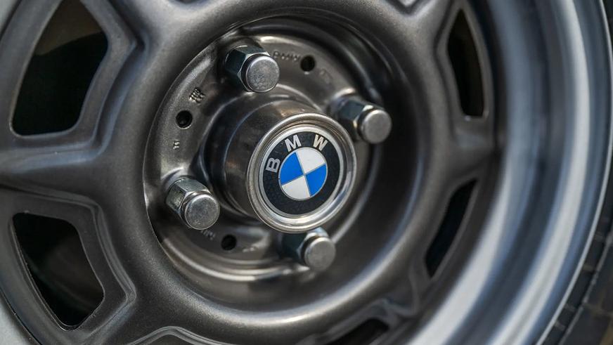 Старый BMW оценили дороже двух новых M3