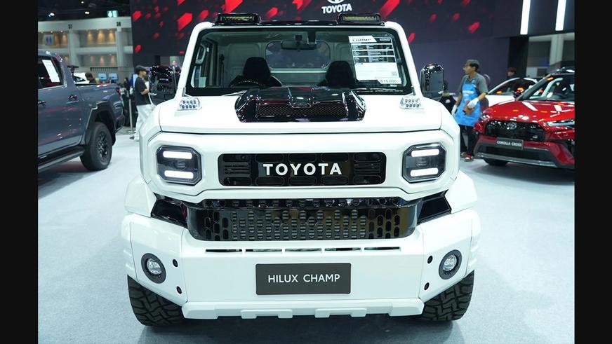 Фото дня: тайский тюнинг Hilux Champ