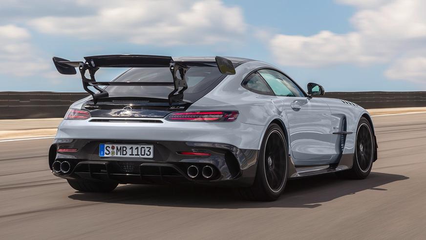 В AMG работают над новым V8