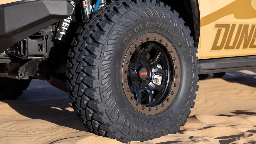 Старый Nissan Patrol оснастили 1000-сильным мотором