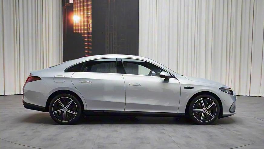 Mercedes-Benz удлинил батарейный CLA для Китая