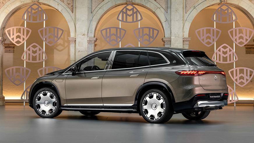 Представлен кроссовер Mercedes-Maybach EQS