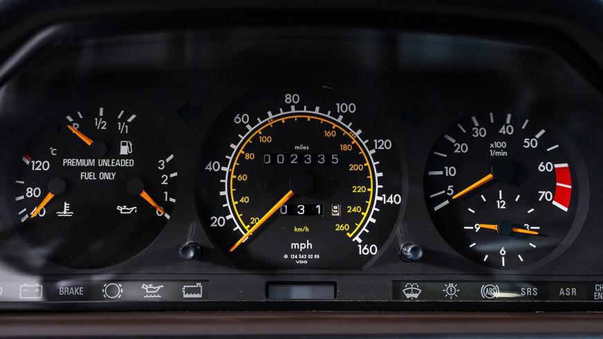 Более 175 млн тенге заплатили за Mercedes-Benz 500E (W124)
