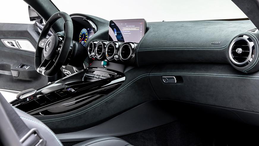 Редчайший Mercedes-AMG GT выставлен на онлайн-торги