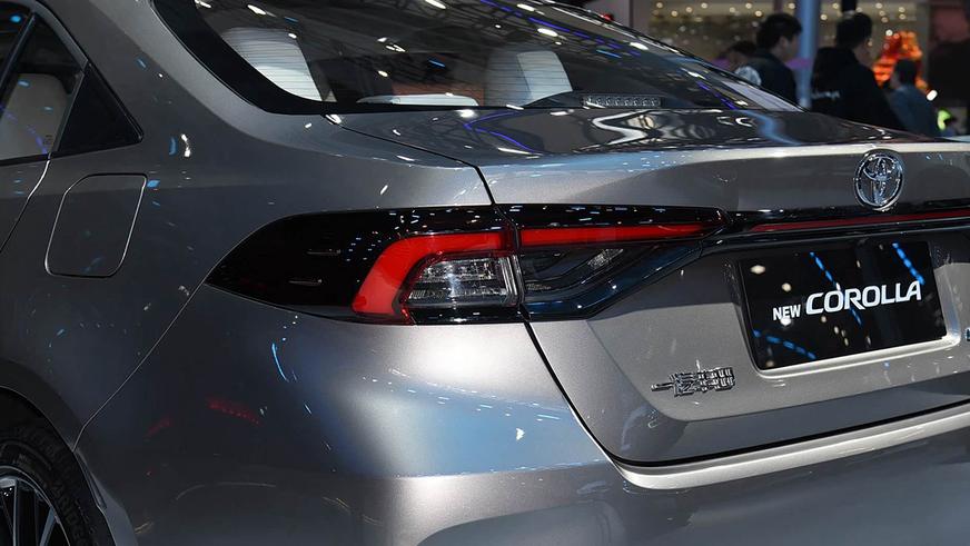 Toyota Corolla получила новую внешность, но&nbsp;пока только для&nbsp;Китая