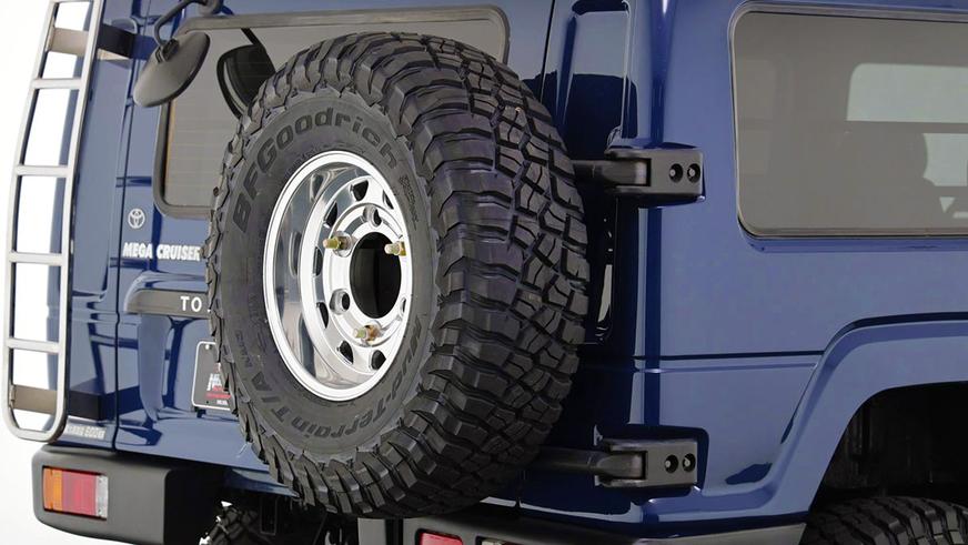 Редчайший Toyota Mega Cruiser не вызвал ажиотажа на аукционе