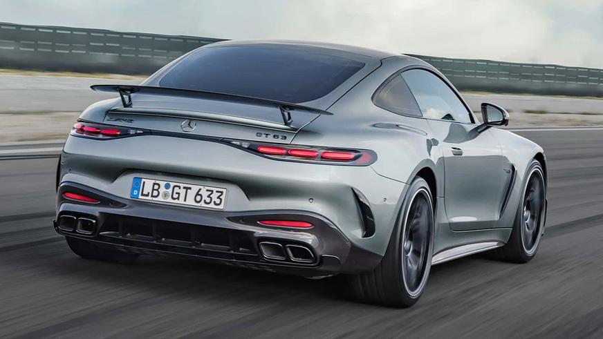Представлено новое купе Mercedes-AMG GT