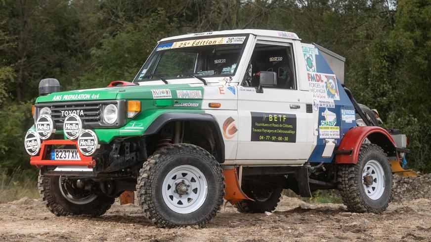Старый Land Cruiser для «Дакара» пустят с молотка