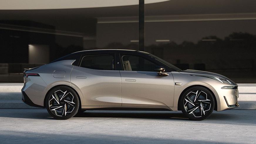 Lynk&Co начала продажи нового дальнобойного седана 07 EM-P