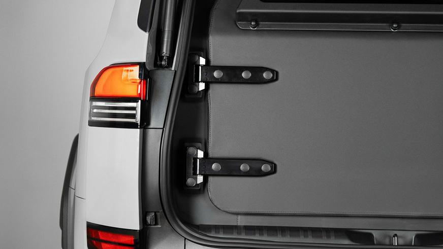 Новый Lexus GX защитили от взрывов гранат