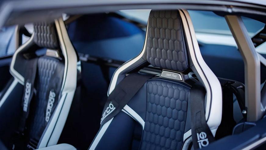 Chevrolet Chevelle превратили в 2800-сильного карбонового монстра