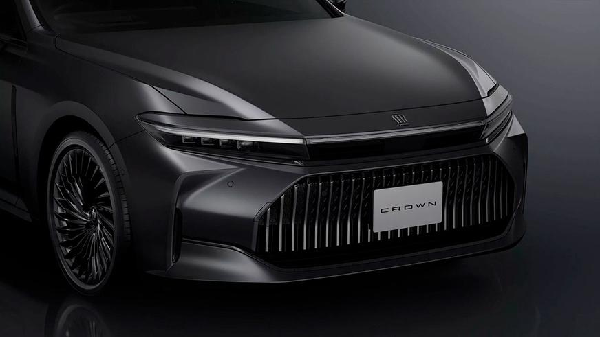 Юбилей Crown в Toyota отметили сразу двумя спецверсиями Юбилей Crown в Toyota отметили сразу двумя спецверсиями