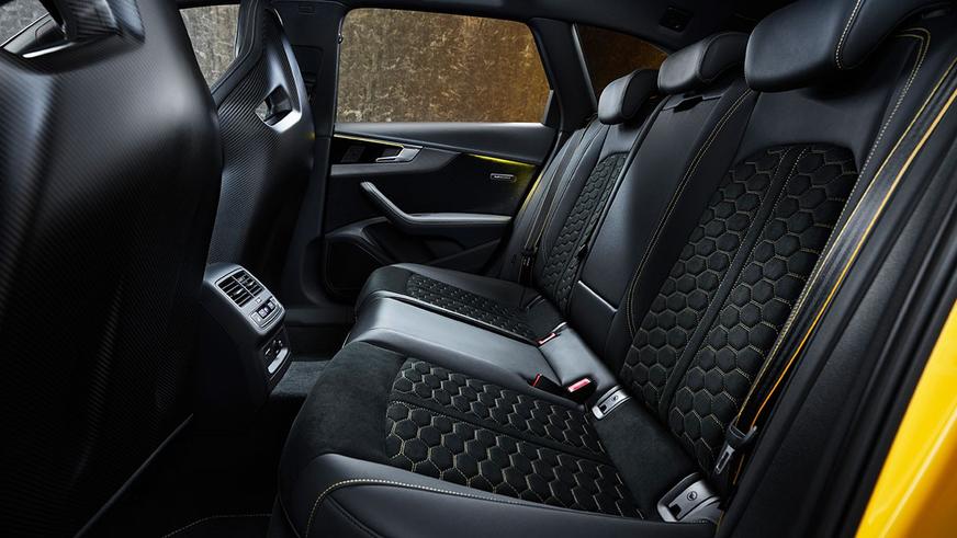 Юбилейная Audi RS 4 Avant стала самой мощной и быстрой