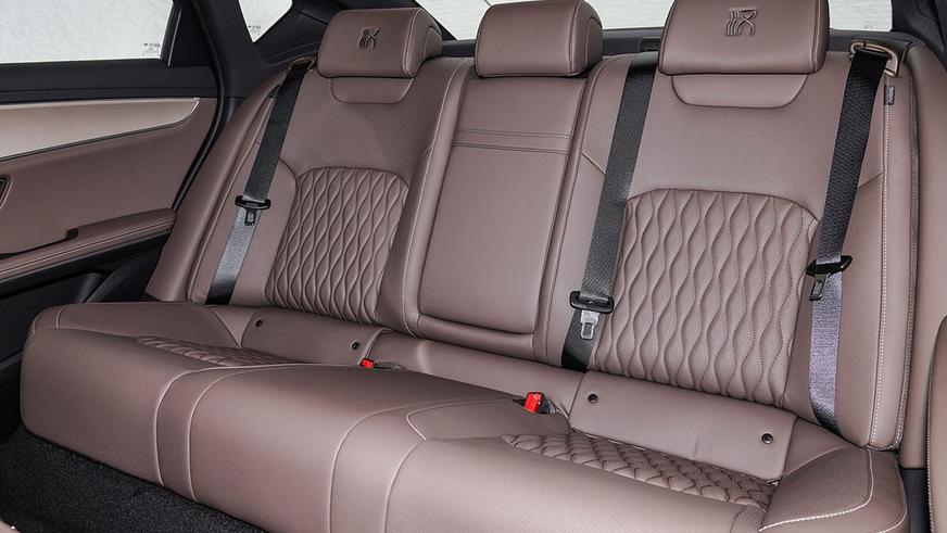 Представлено обновлённое семейство BYD Han: богаче и дешевле