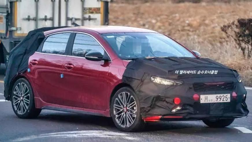 Kia готовится к презентации обновлённого Cerato