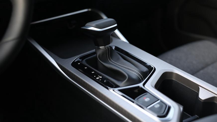 В Казахстане стартовали продажи Geely Emgrand