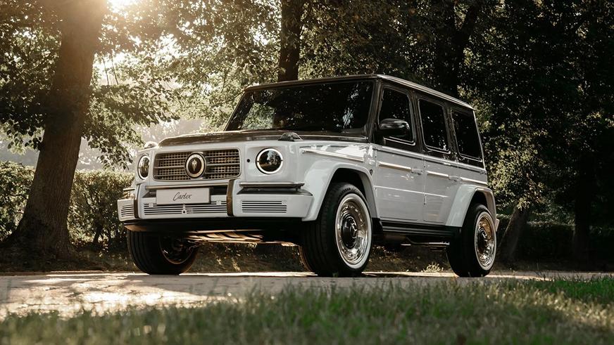 Сверхдорогой «Гелендваген» окрасили алмазной пылью