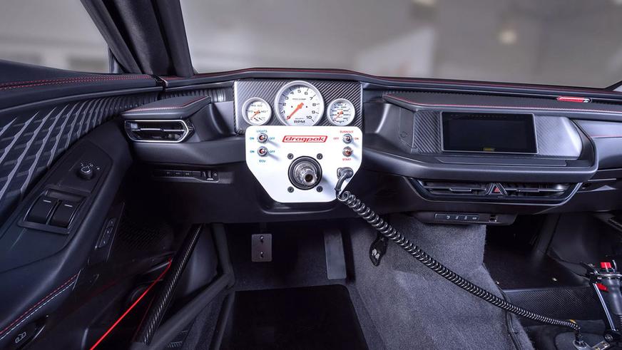 Dodge Charger всё же получил V8, но ездить на нём по дорогам нельзя