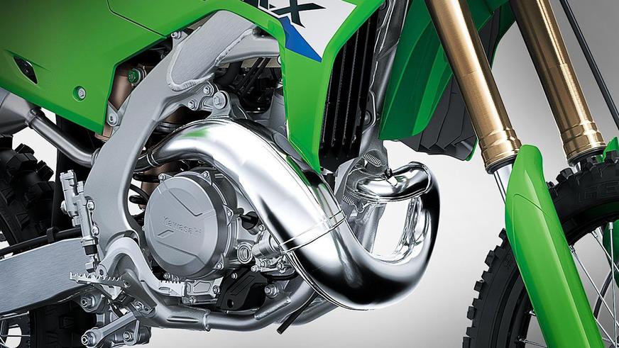 Kawasaki представила 2-тактные мотоциклы KX327 и KX327X