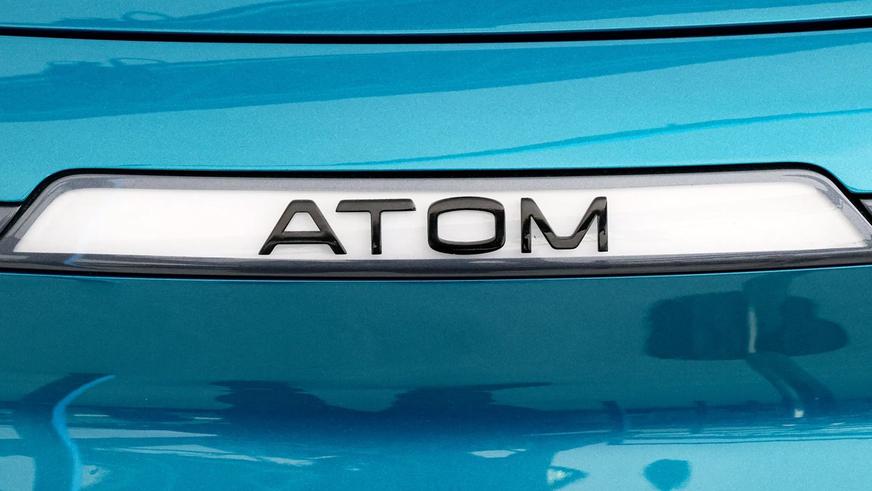 Презентован прототип российского электромобиля «Атом»